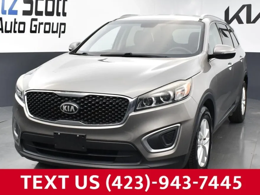 2016 Kia Sorento LX photo 1