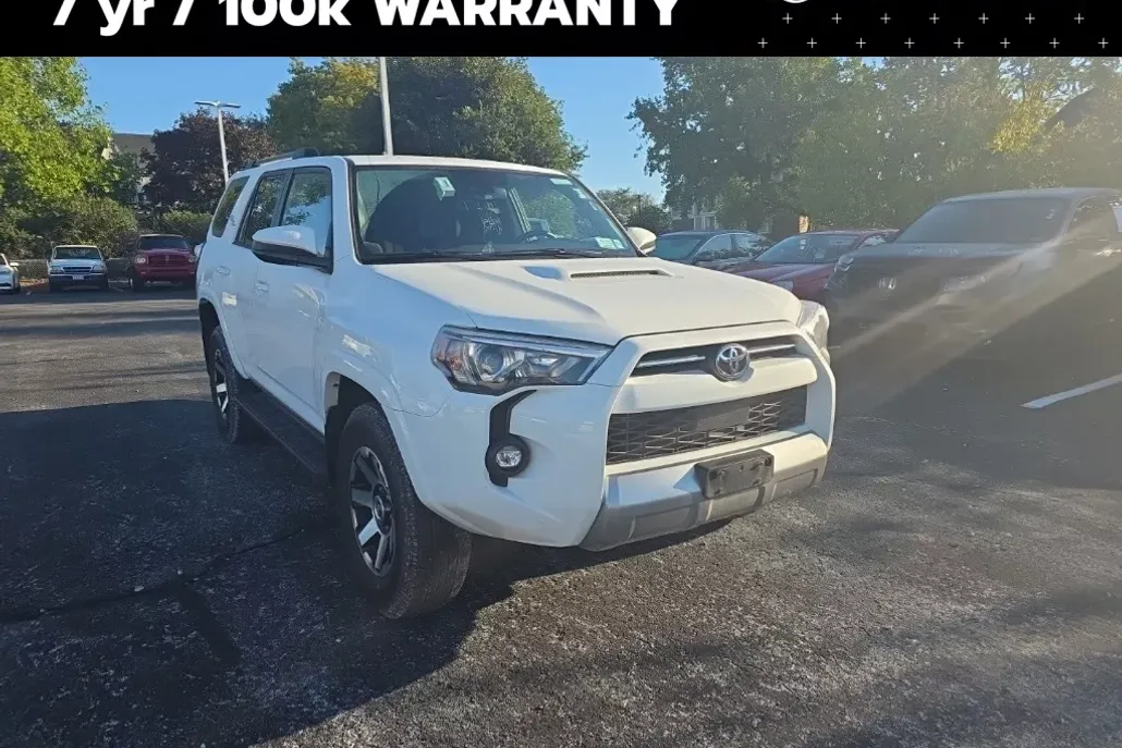 2024 Toyota 4Runner TRD Off-Road photo 1