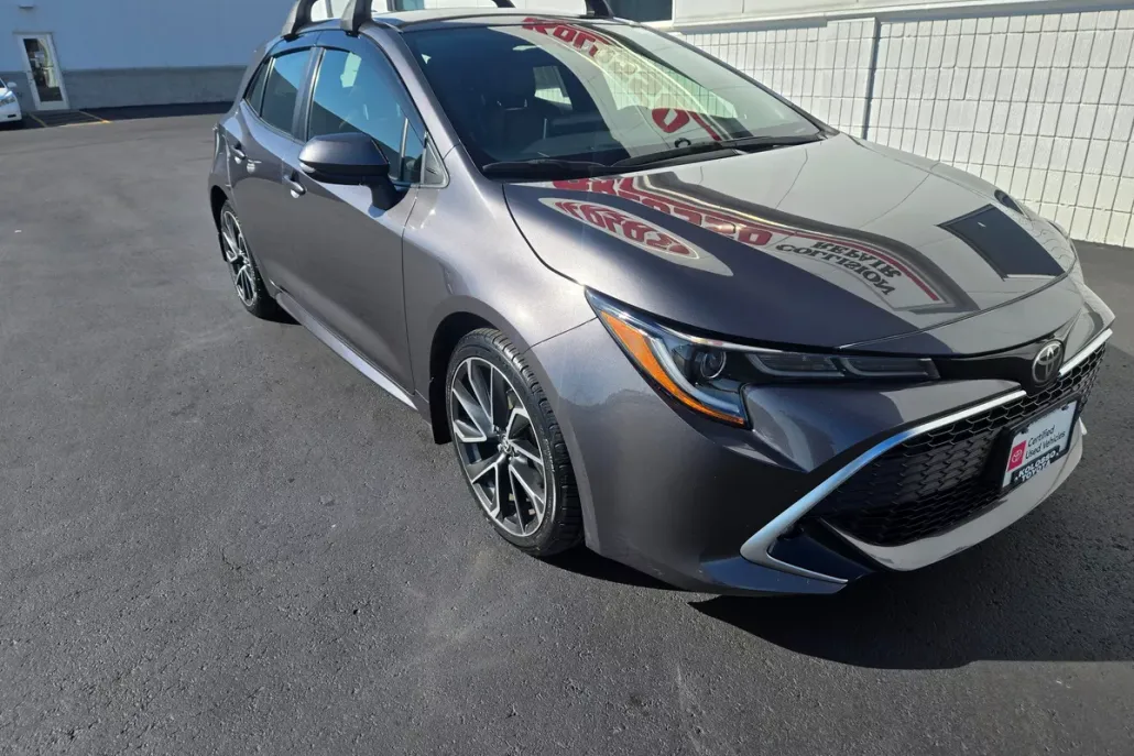 2021 Toyota Corolla XSE photo 1