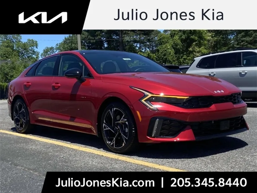 2025 Kia K5 GT-Line photo 1