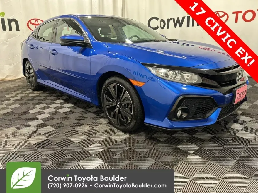 2017 Honda Civic EX Hatchback photo 1