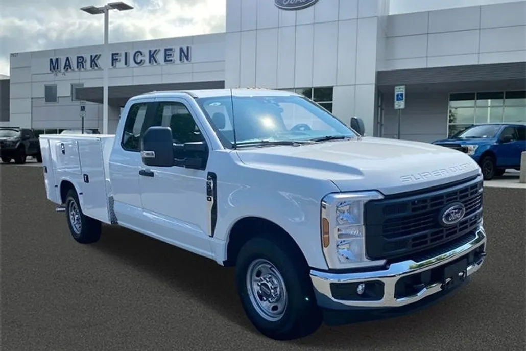 2025 Ford F-250 photo 1