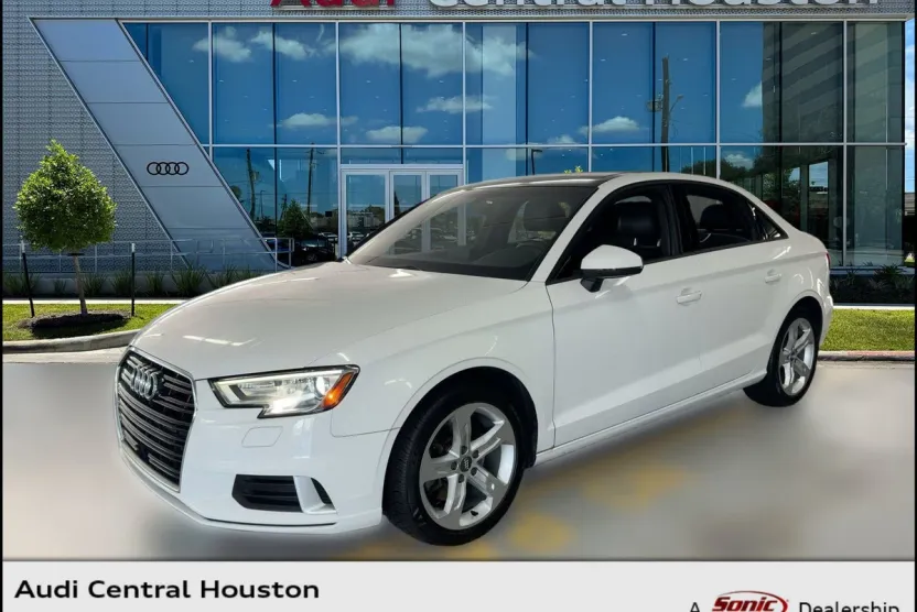 2018 Audi A3 Premium photo 1