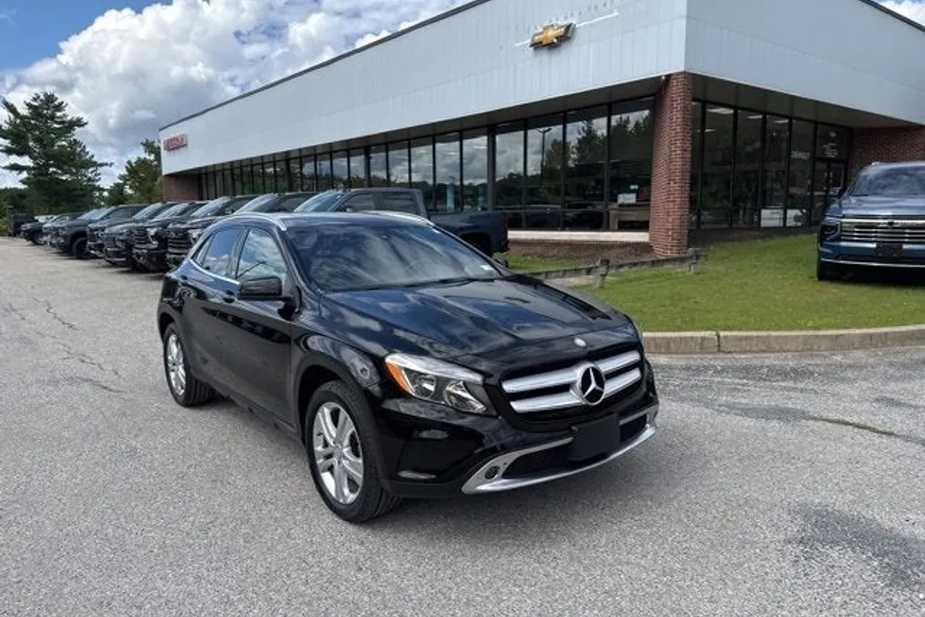 2016 Mercedes Benz GLA 250 photo 1