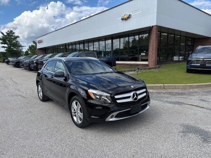 2016 Mercedes Benz GLA 250 photo 1