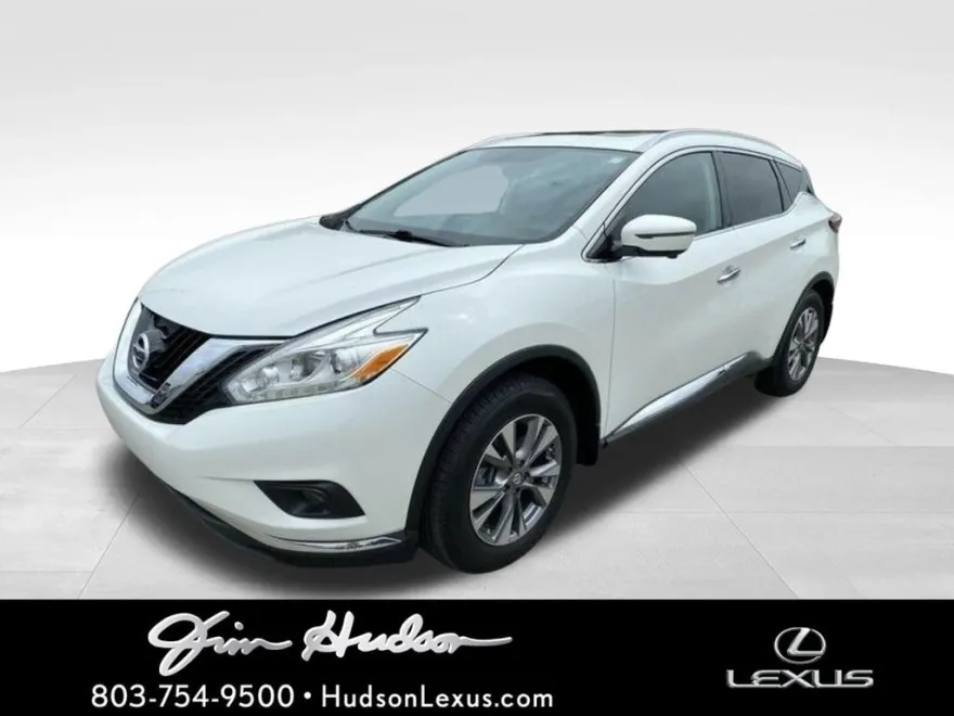 2017 Nissan Murano LE photo 1