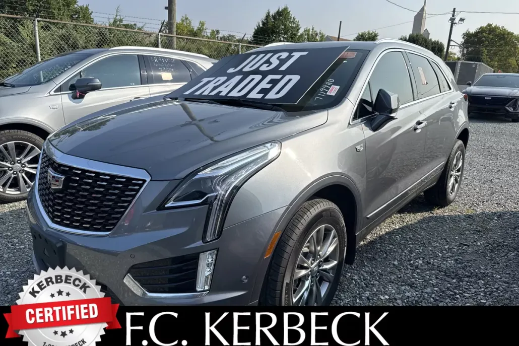 2022 Cadillac XT5 Premium Luxury photo 1