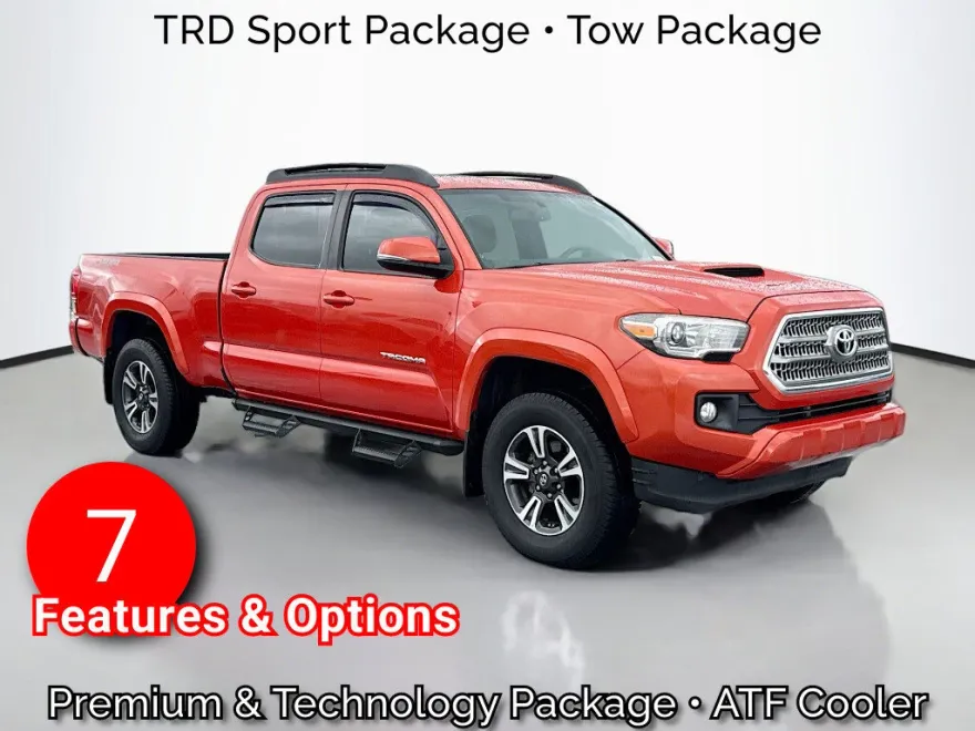 2017 Toyota Tacoma TRD Sport photo 1