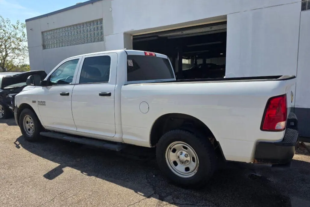2018 Ram 1500 Tradesman photo 1