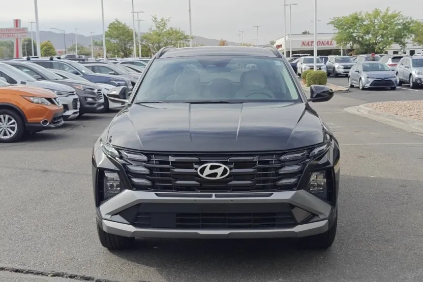 2025 Hyundai Tucson SEL photo 1