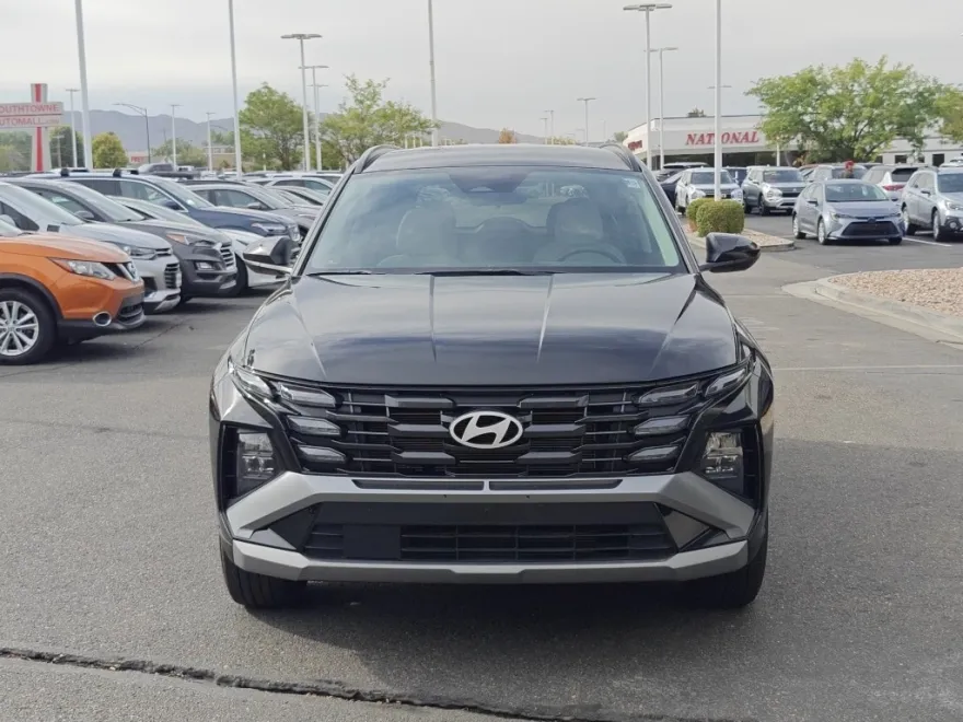 2025 Hyundai Tucson SEL photo 1