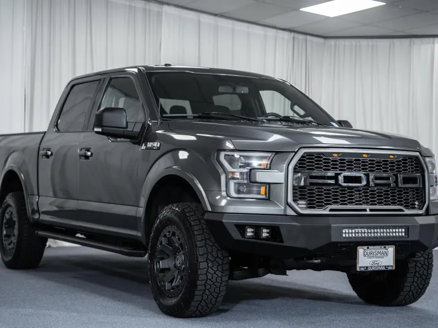 2015 Ford F-150 XLT photo 1