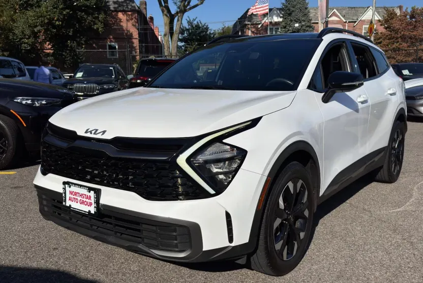 2023 Kia Sportage X-Line photo 1