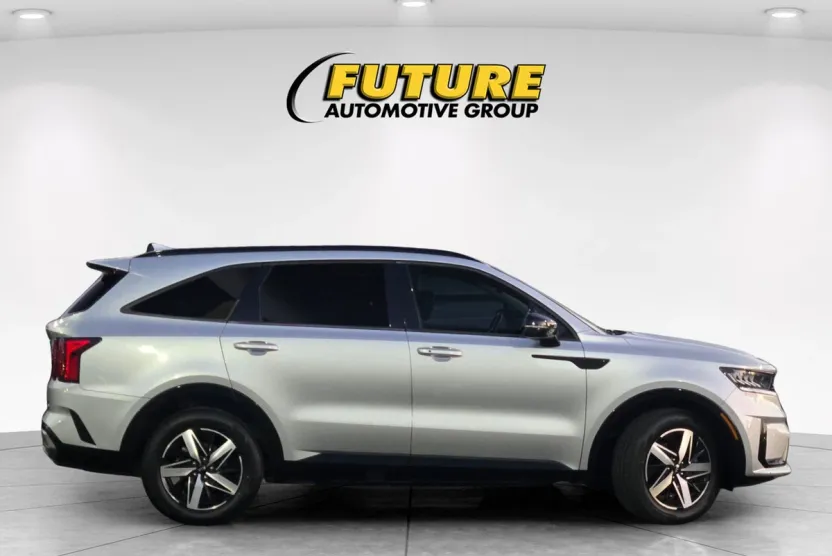 2021 Kia Sorento S photo 1
