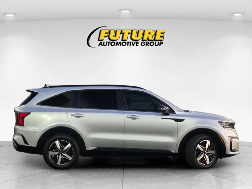 2021 Kia Sorento S photo 1