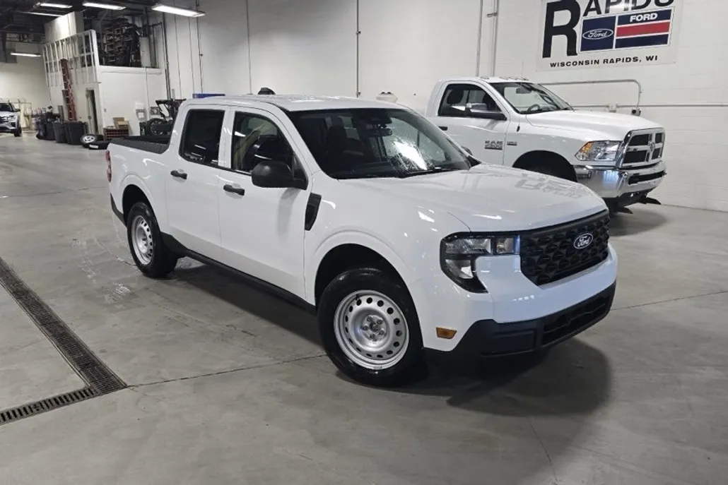 2025 Ford Maverick XL photo 1