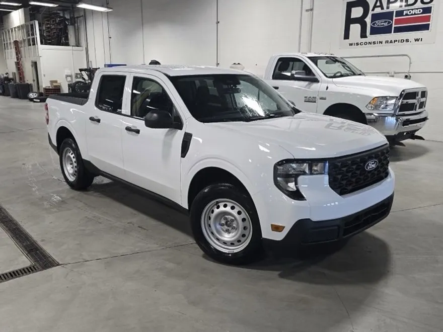 2025 Ford Maverick XL photo 1