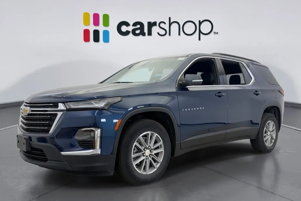 2023 Chevrolet Traverse Cloth photo 1