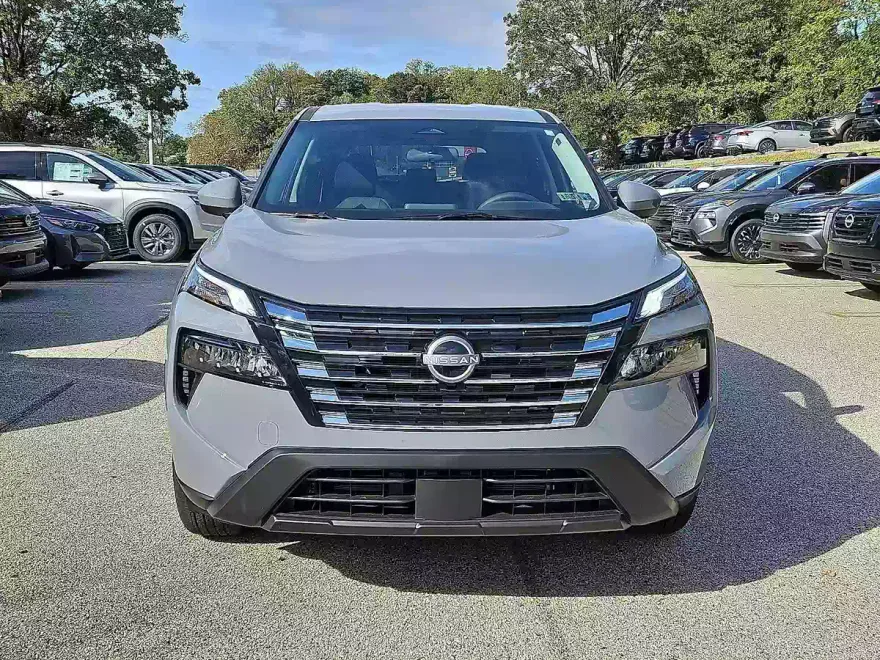 2026 Nissan Rogue AWD SV photo 1