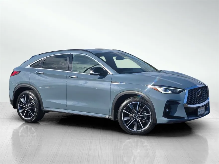 2025 Infiniti QX50 Luxe photo 1