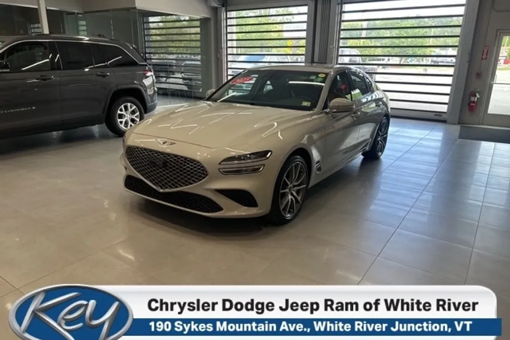 2025 Genesis G70 2.5T photo 1