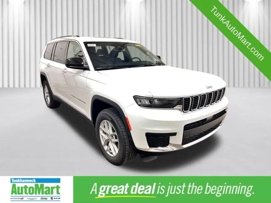 2025 Jeep Grand Cherokee Laredo photo 1