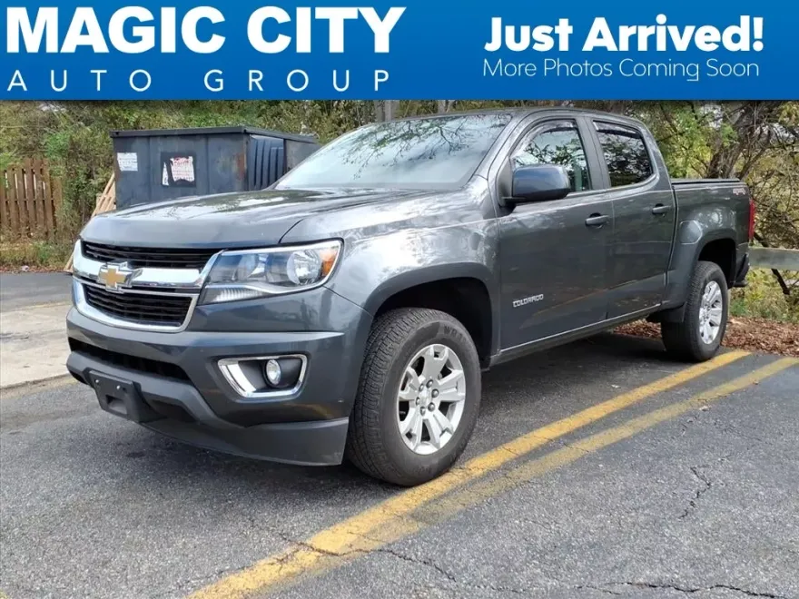 2017 Chevrolet Colorado LT photo 1