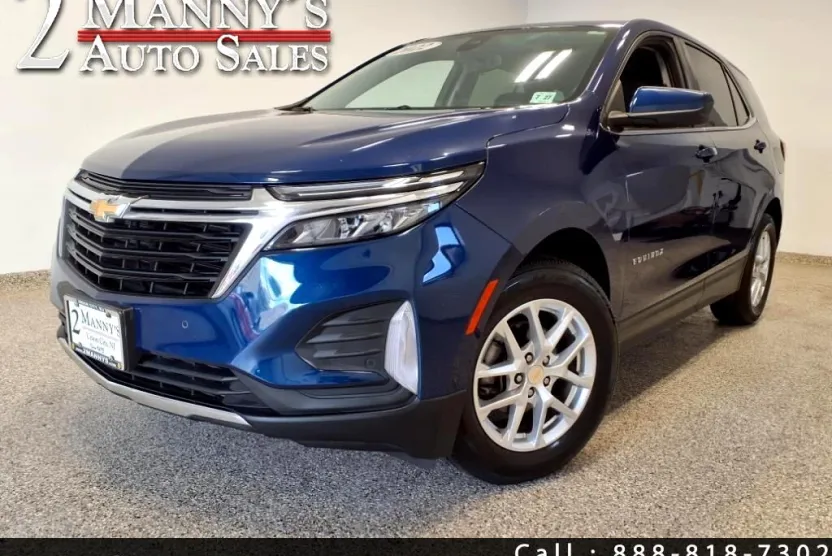 2022 Chevrolet Equinox LT photo 1
