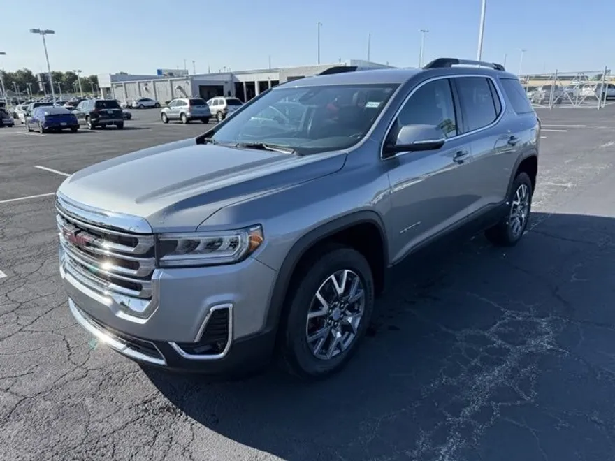 2023 Gmc Acadia SLT photo 1
