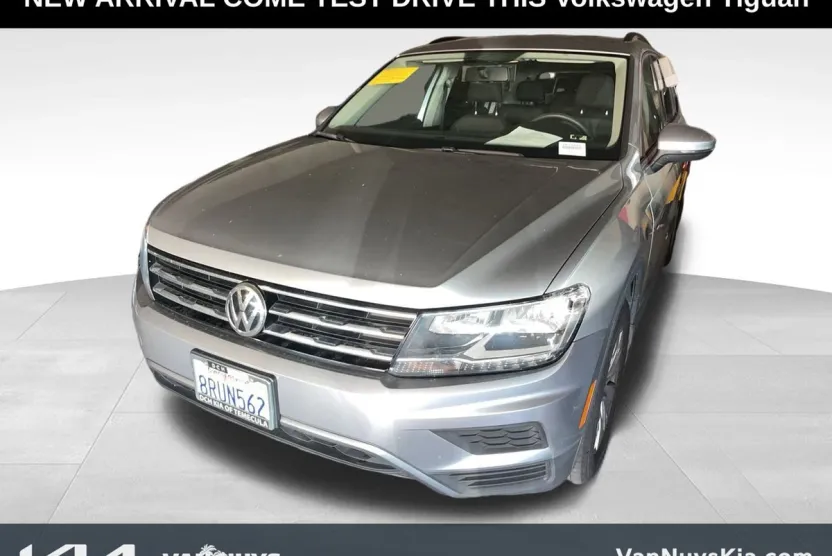 2020 Volkswagen Tiguan S photo 1