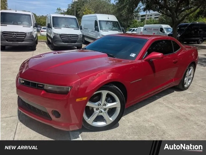 2015 Chevrolet Camaro 1LT Coupe photo 1