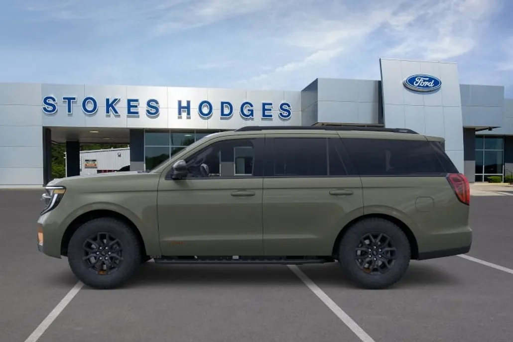 2025 Ford Expedition photo 1