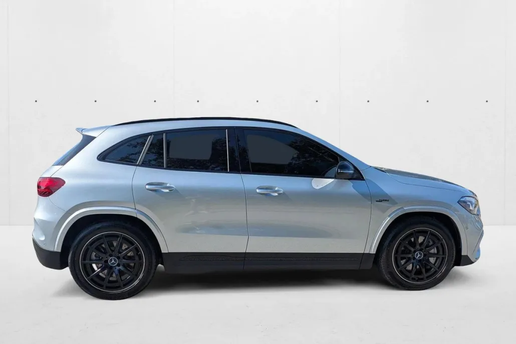 2025 Mercedes Benz GLA AMG 35 4MATIC photo 1