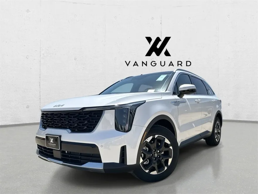 2025 Kia Sorento S photo 1