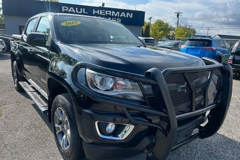 2019 Chevrolet Colorado Z71 photo 1