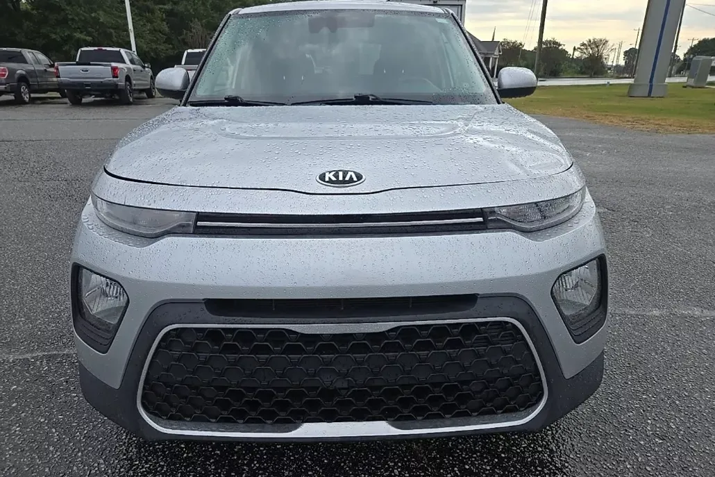 2020 Kia Soul S photo 1