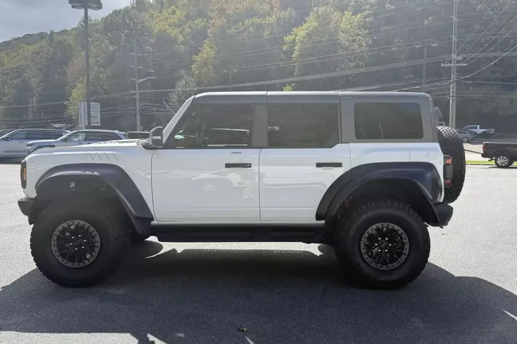 2023 Ford Bronco Raptor photo 1
