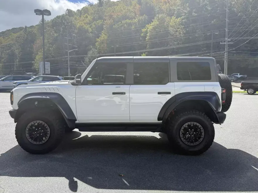 2023 Ford Bronco Raptor photo 1