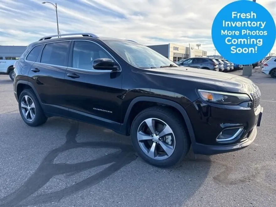 2019 Jeep Cherokee Sport Limited photo 1
