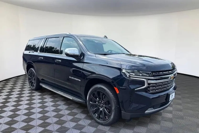 2022 Chevrolet Suburban Premier photo 1