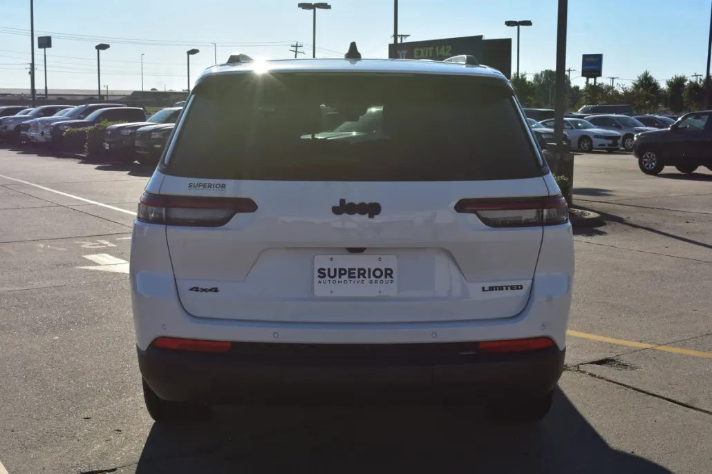 2025 Jeep Grand Cherokee Limited photo 1