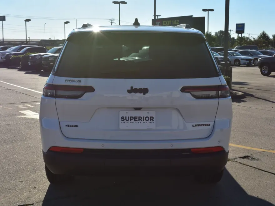 2025 Jeep Grand Cherokee Limited photo 1