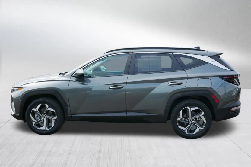 2022 Hyundai Tucson SEL photo 1
