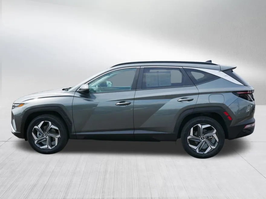 2022 Hyundai Tucson SEL photo 1