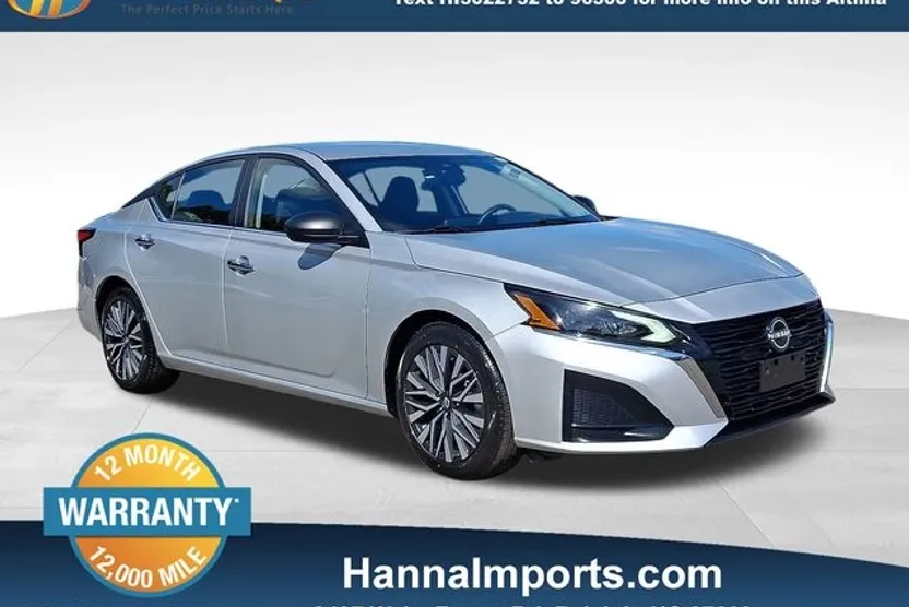 2024 Nissan Altima 2.5 SV photo 1