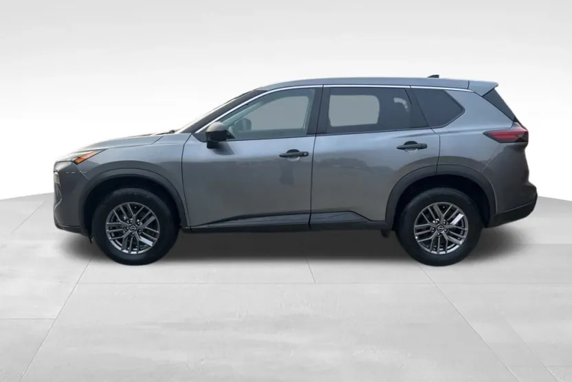 2024 Nissan Rogue S AWD photo 1