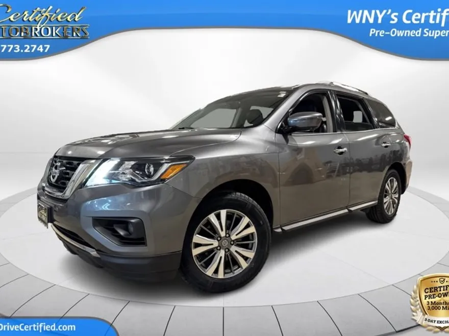 2020 Nissan Pathfinder SL photo 1