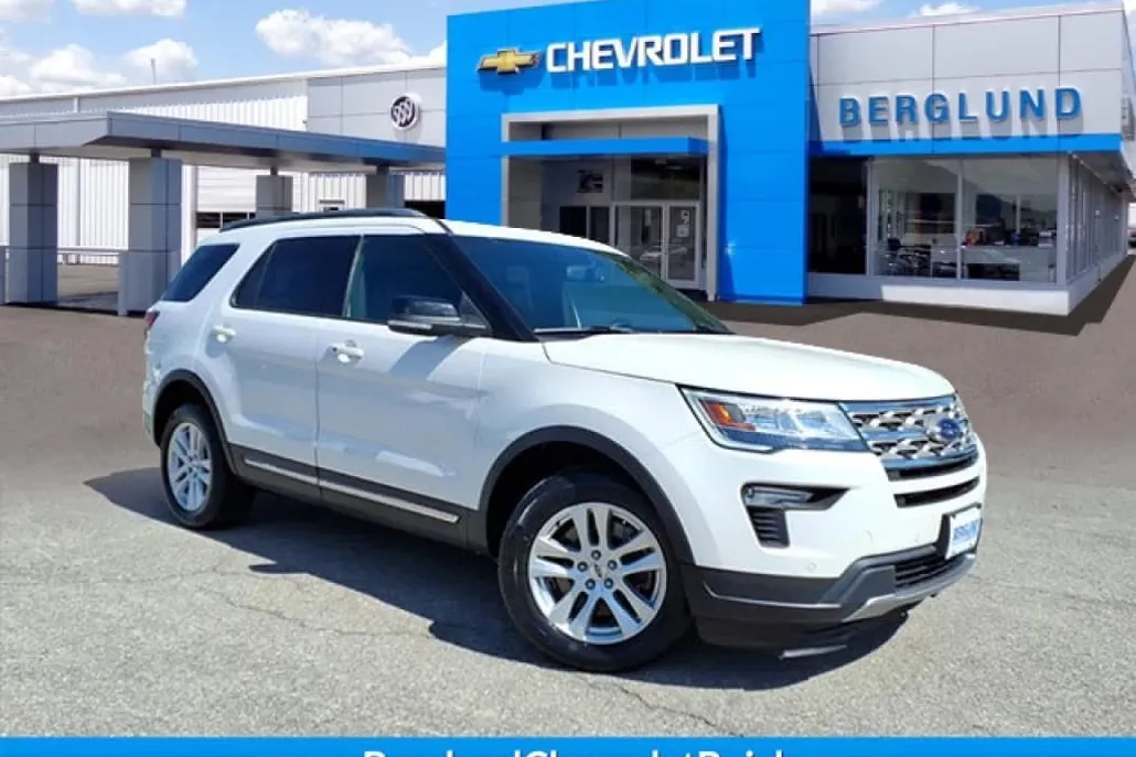 2018 Ford Explorer XLT photo 1