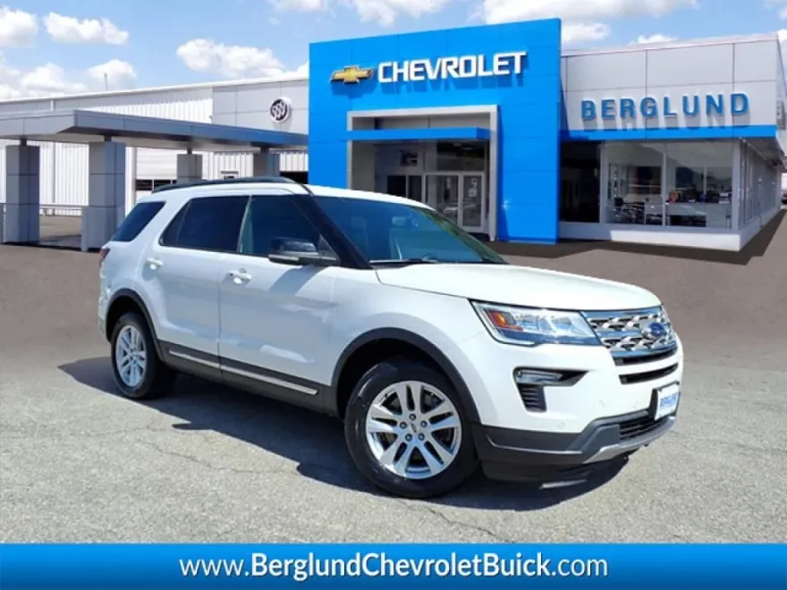 2018 Ford Explorer XLT photo 1