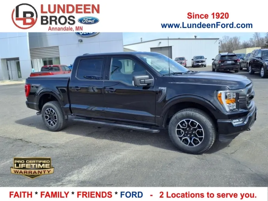2023 Ford F-150 XLT photo 1